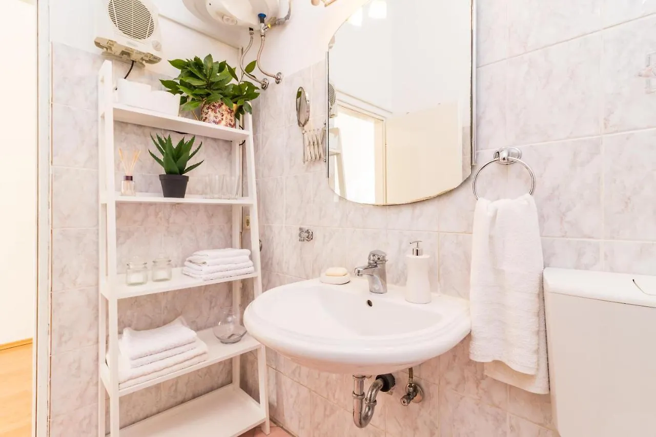 Apartman Lussi Pula 0*,  Chorwacja